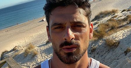 Michele Morrone zaskoczył nową fryzurą. Fanki nadal zachwycone
