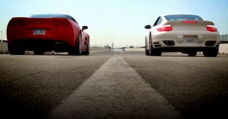 Drag Race Chevrolet Corvette ZR1 versus Porsche 911 Turbo [wideo]