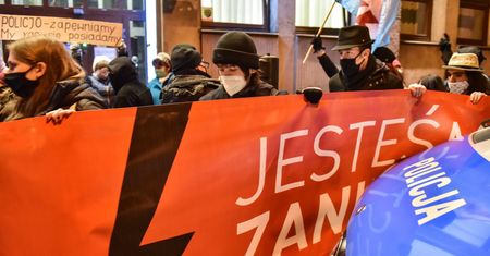 Strajk Kobiet. "Spacer dla przyszłości" w Warszawie