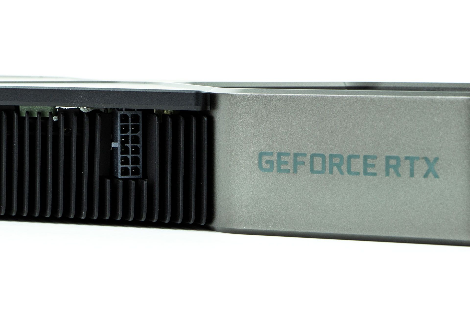NVIDIA GeForce RTX 3080 Ti - 12-pinowe gniazdko zasilania