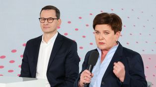 Szydło i Morawiecki wezwani do prokuratury. W tle miliony złotych