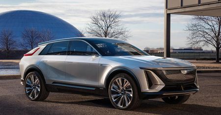 Cadillac Lyriq to pierwszy elektryk tej marki. Zapowiada się świetnie