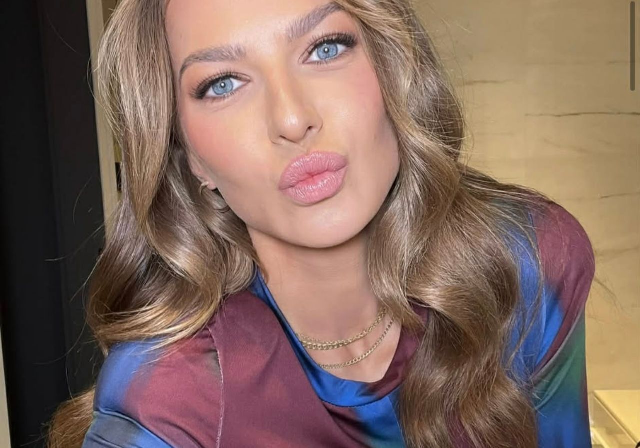 Anna Lewandowska stawia na clean girl manicure