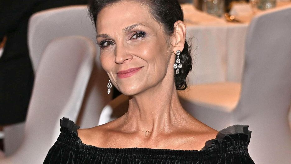 Olga Bończyk odczarowuje klasyczny styl
