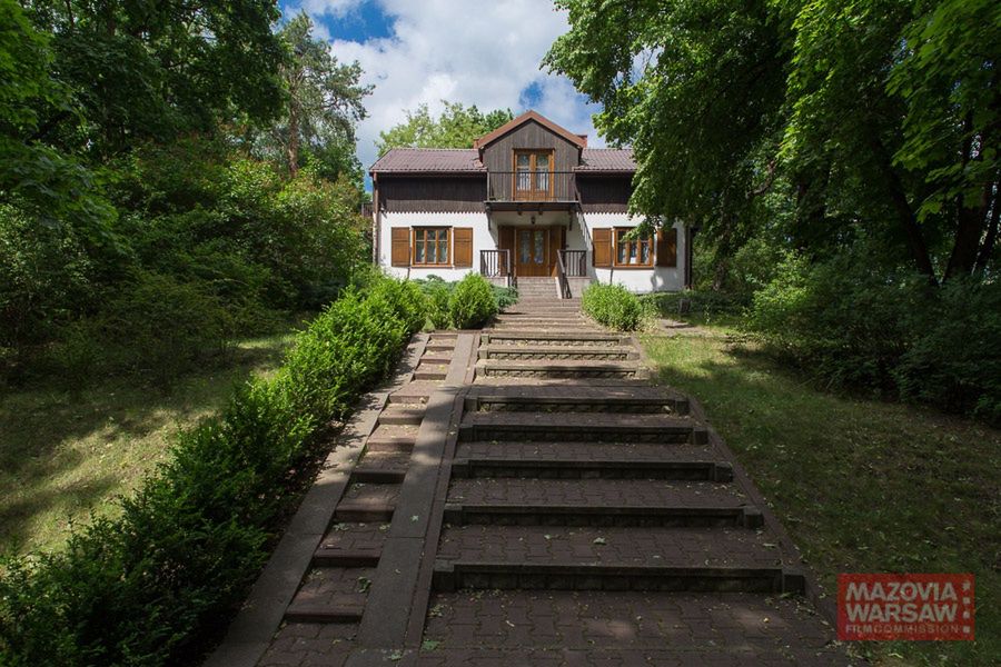 Piotr Ostrowski. Fotografia www.fotografia-architektury.pl