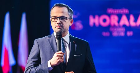 Afera z działką pod CPK. Interwencja Horały pod lupą