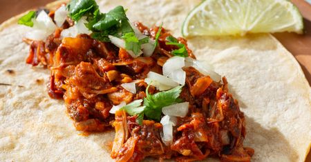 Szybkie burrito na imprezę. Zamiast mięsa wrzucam strukturalny owoc z puszki