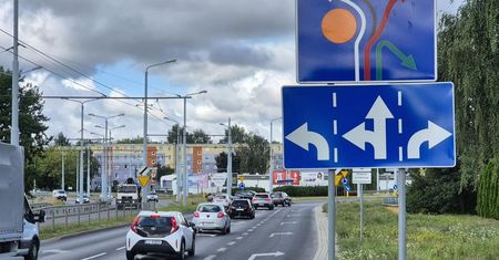 Rondo im. Kowcza z nową organizacją ruchu. Wprowadzone zmiany mają poprawić płynność przejazdu