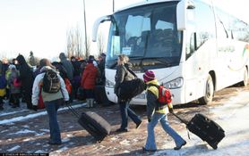 Ferie 2022 a obostrzenia. O tym muszą pamiętać rodzice