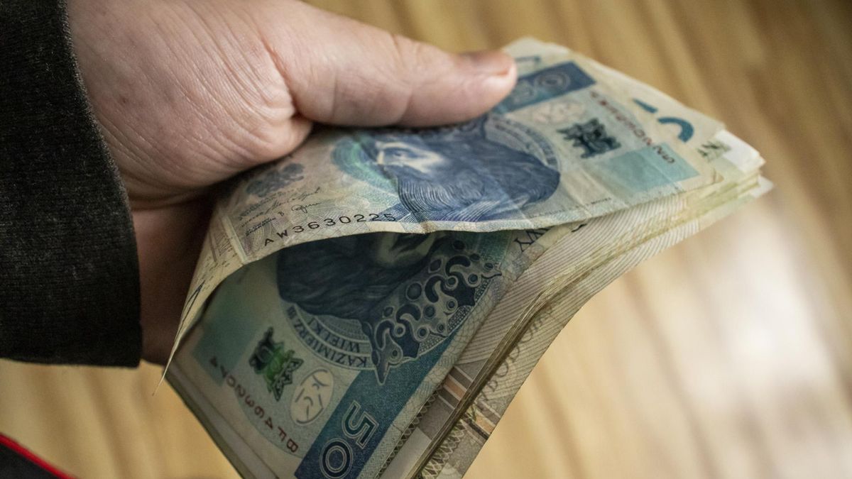 Ponad 6 tys. zł dla seniorów. Wystarczy spełnić jeden warunek