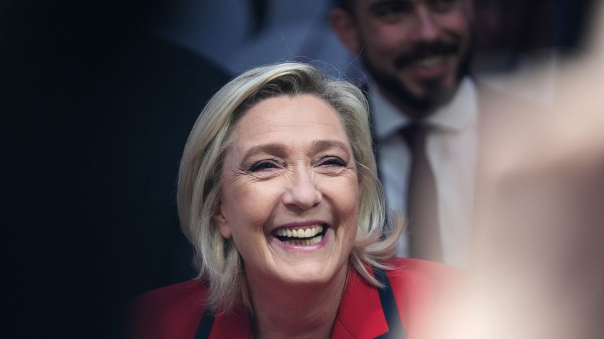 Marine Le Pen ma powody do zadowolenia. Jej Zjednoczenie Narodowe może wygrać wybory parlamentarne