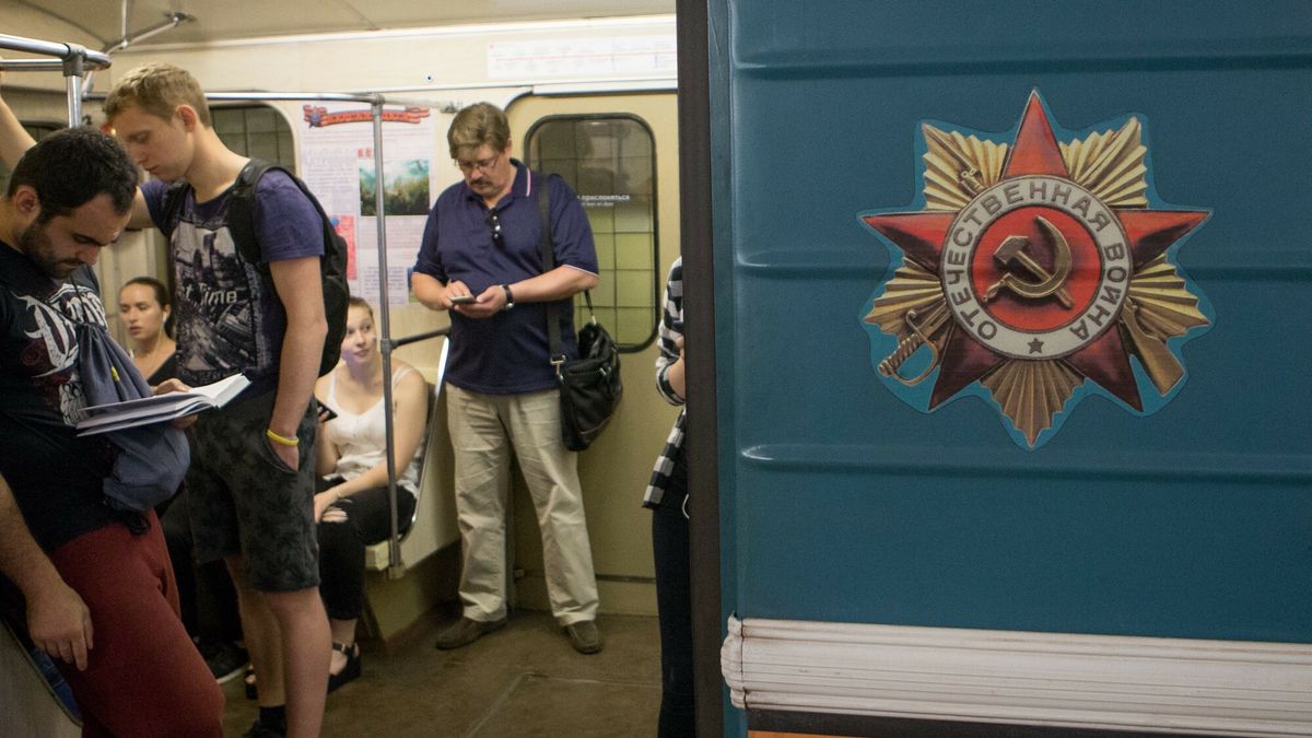 Reporter baza 2020-06-a
06.2018 Rosja, Moskwa N/z Metro, wagon poswiecony wielkiej wojnie ojczyznianej Fot Tomasz Jastrzebowski/REPORTER
Tomasz Jastrzebowski/REPORTER