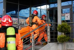 Warszawa. Ćwiczenia strażaków na budynku SKYSAWA. Sprawdzą działanie systemu podawania wody
