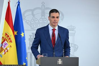 Hiszpania blokuje USA. Zamyka niebo dla bombowców