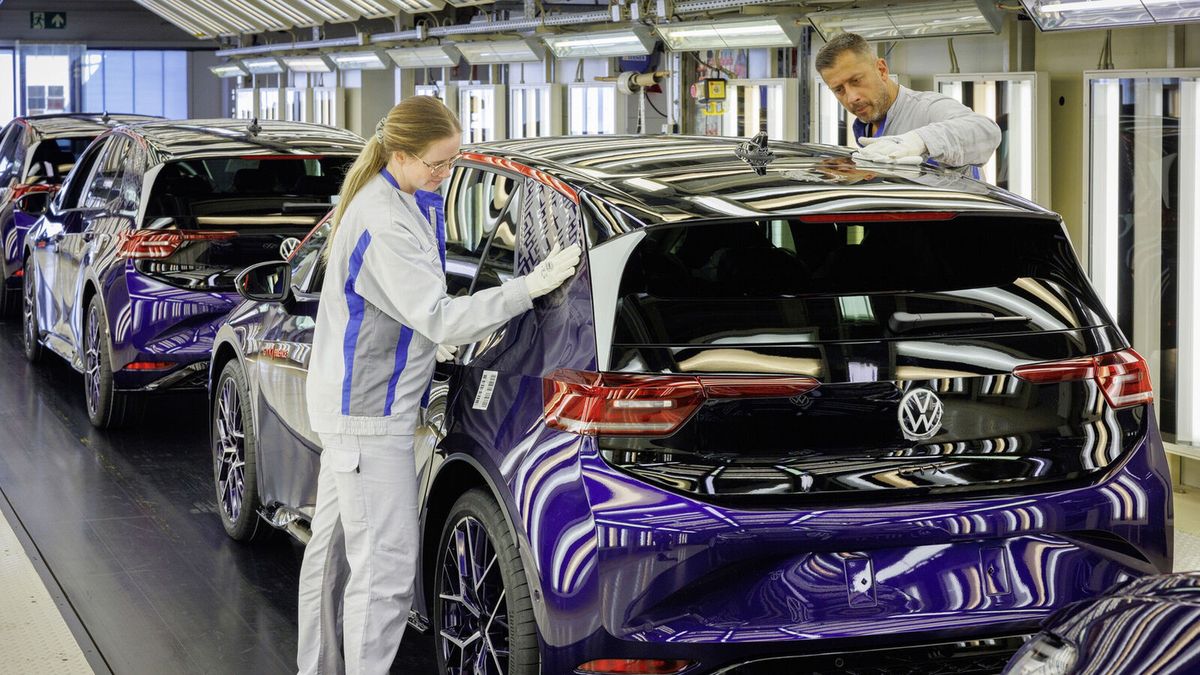 Pracownicy fabryki w Zwickau