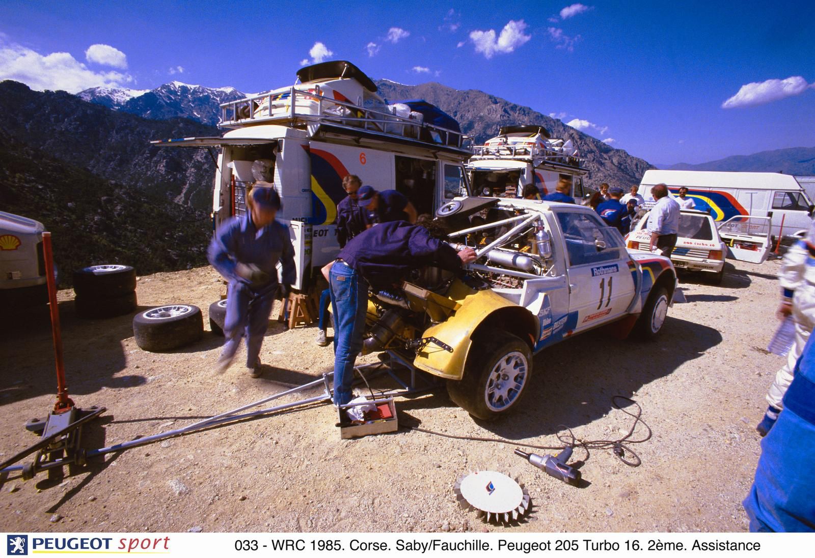 Peugeot 205 turbo 16 grupy B