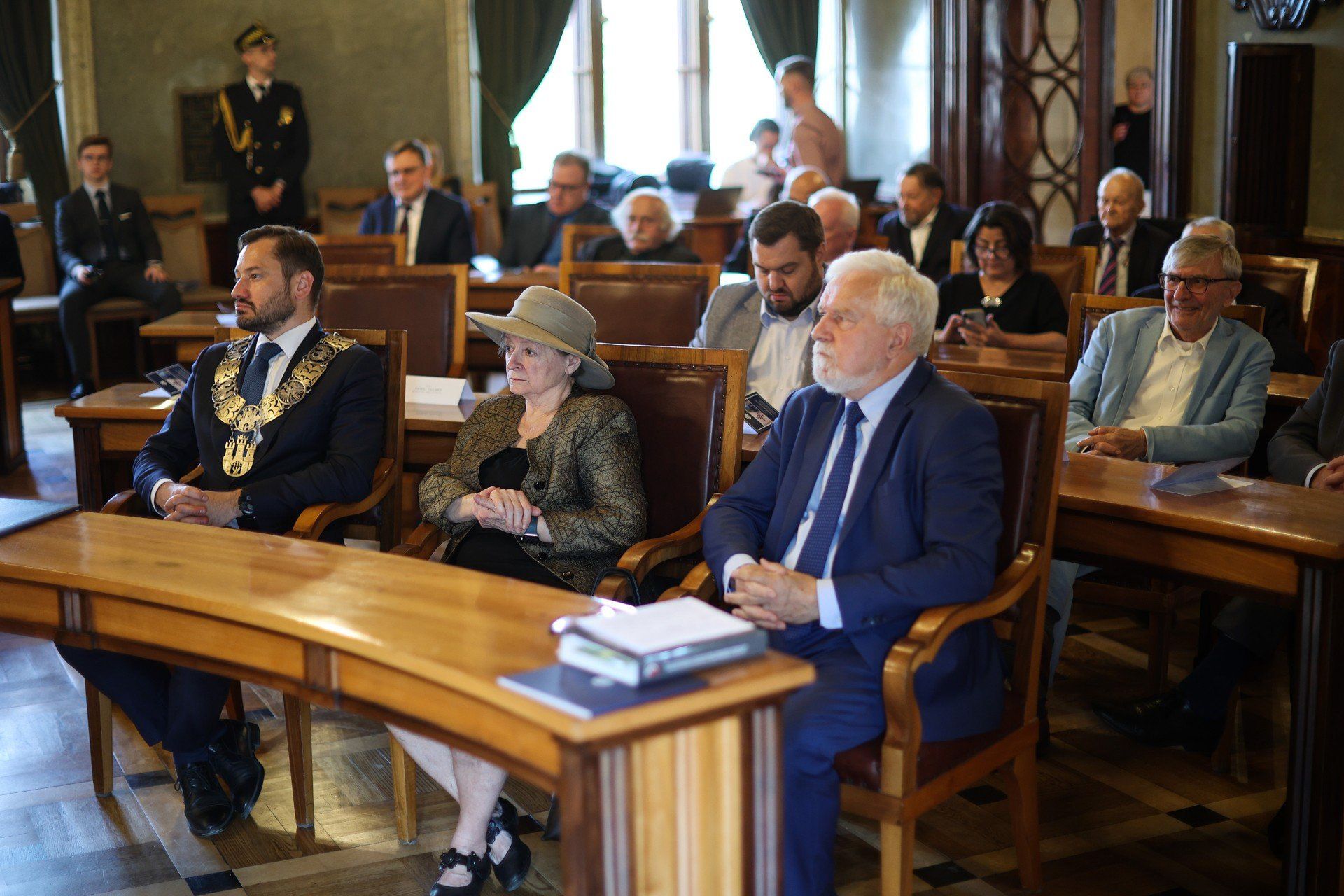 Z okazji 35-lecia samorządu odbyła się uroczysta sesja Rady Miasta Krakowa.