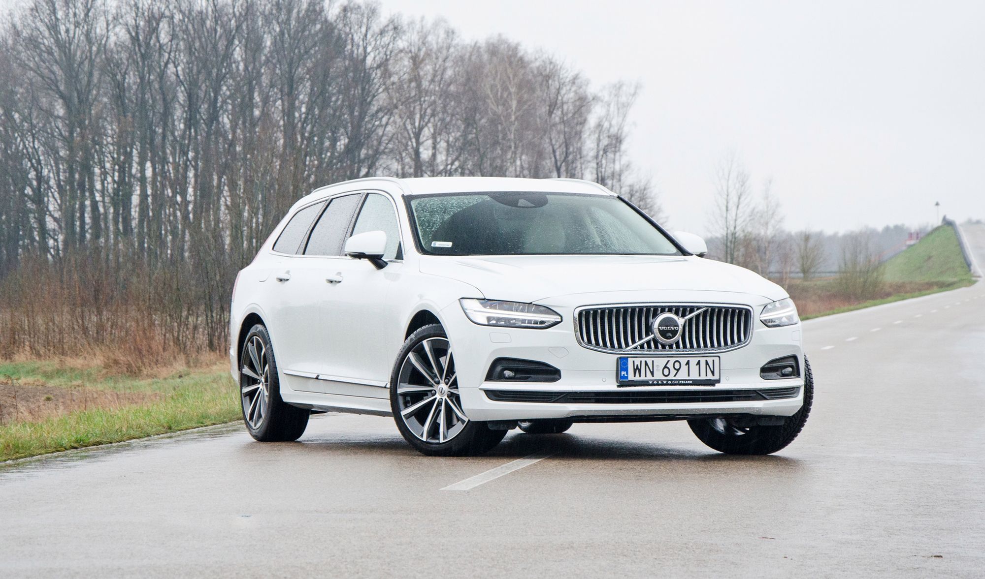 Volvo V90