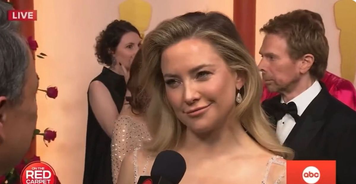 Reporter ABC News zaliczył wpadkę w rozmowie z Kate Hudson. Ten wywiad rozbawił użytkowników mediów społecznościowych 