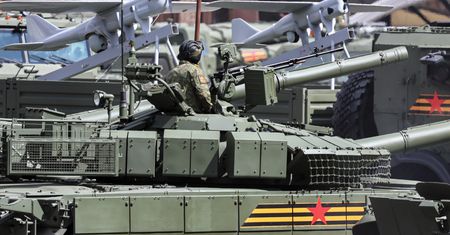 Rosjanie poprawiają T-72. Uzupełniają przetrzebione zasoby