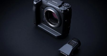 Fujifilm GFX 100 kończy swoją przygodę w Japonii. Czy model został wycofany?