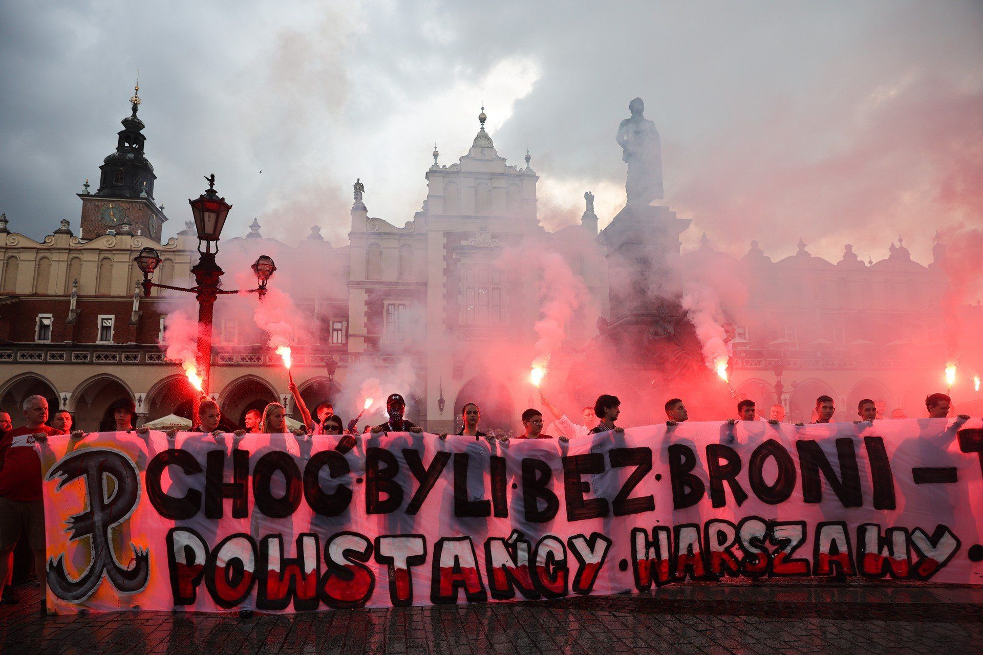 01.08.2025 KRAKOW, RYNEK GLOWNY, ROCZNICA WYBUCHU POWSTANIA WARSZAWSKIEGO, NZ FOT. ANDRZEJ BANAS / POLSKA PRESS