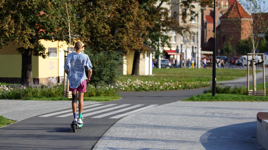 Policyjna akcja "e-HULAJNOGA, e-ROWER - LOKALNIE"