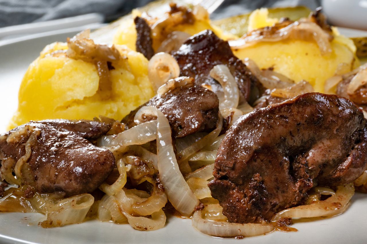 Jak zrobić delikatną i soczystą wątróbkę?