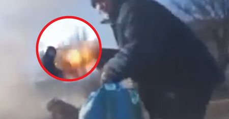 Dramatyczna ewakuacja z Bachmutu. Rosyjska rakieta spadła tuż obok cywilów