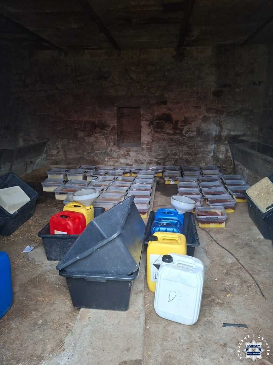 Narkotykowe laboratorium zlikwidowane.