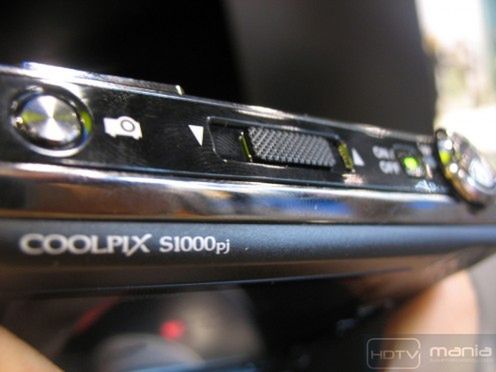 IFA 2009: Nikon Coolpix S1000pj 2