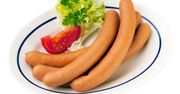 Parówki – ile mają kalorii, z czego są zrobione, przepisy