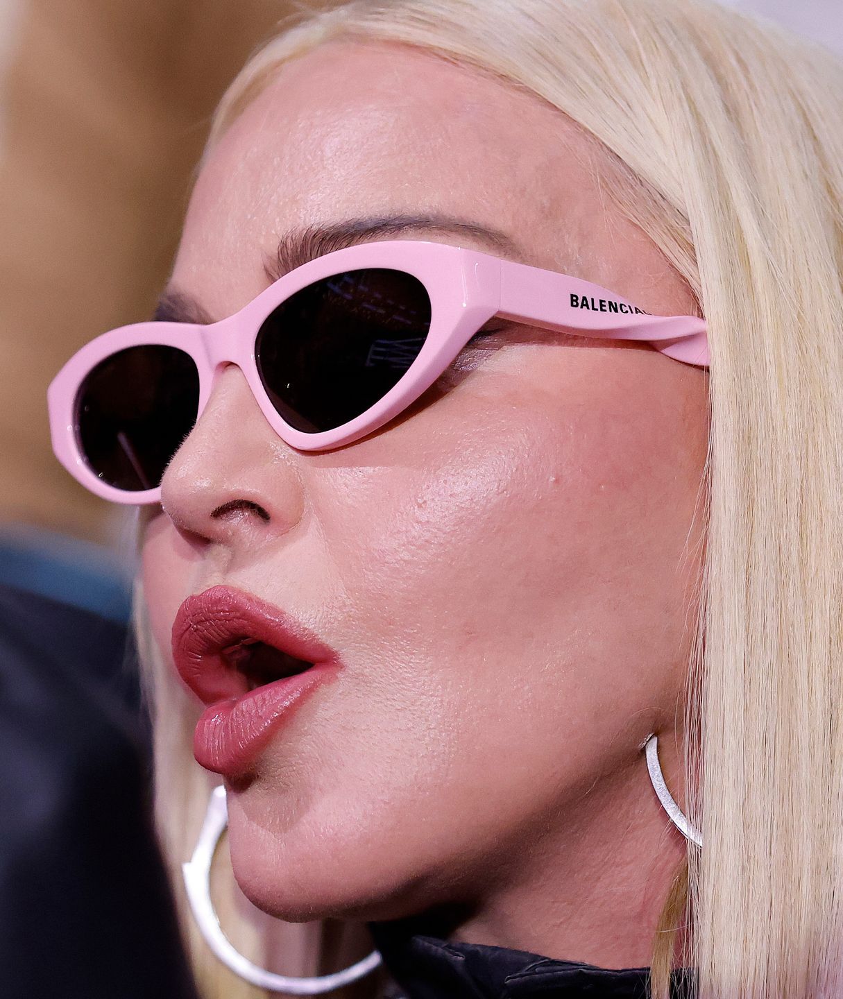 Madonna z synem na bokserskiej walce