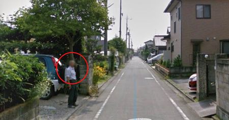 Z nudów przeglądał Google Earth. Nagle zobaczył to. Aż zamarł