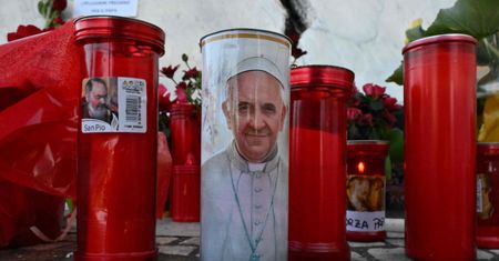 Nieoficjalne głosy z Watykanu. Co ze zdrowiem Franciszka?