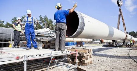 Nord Stream 2 stoi nieużywany. "Powinien być przerobiony tak, by mógł odbierać gaz"