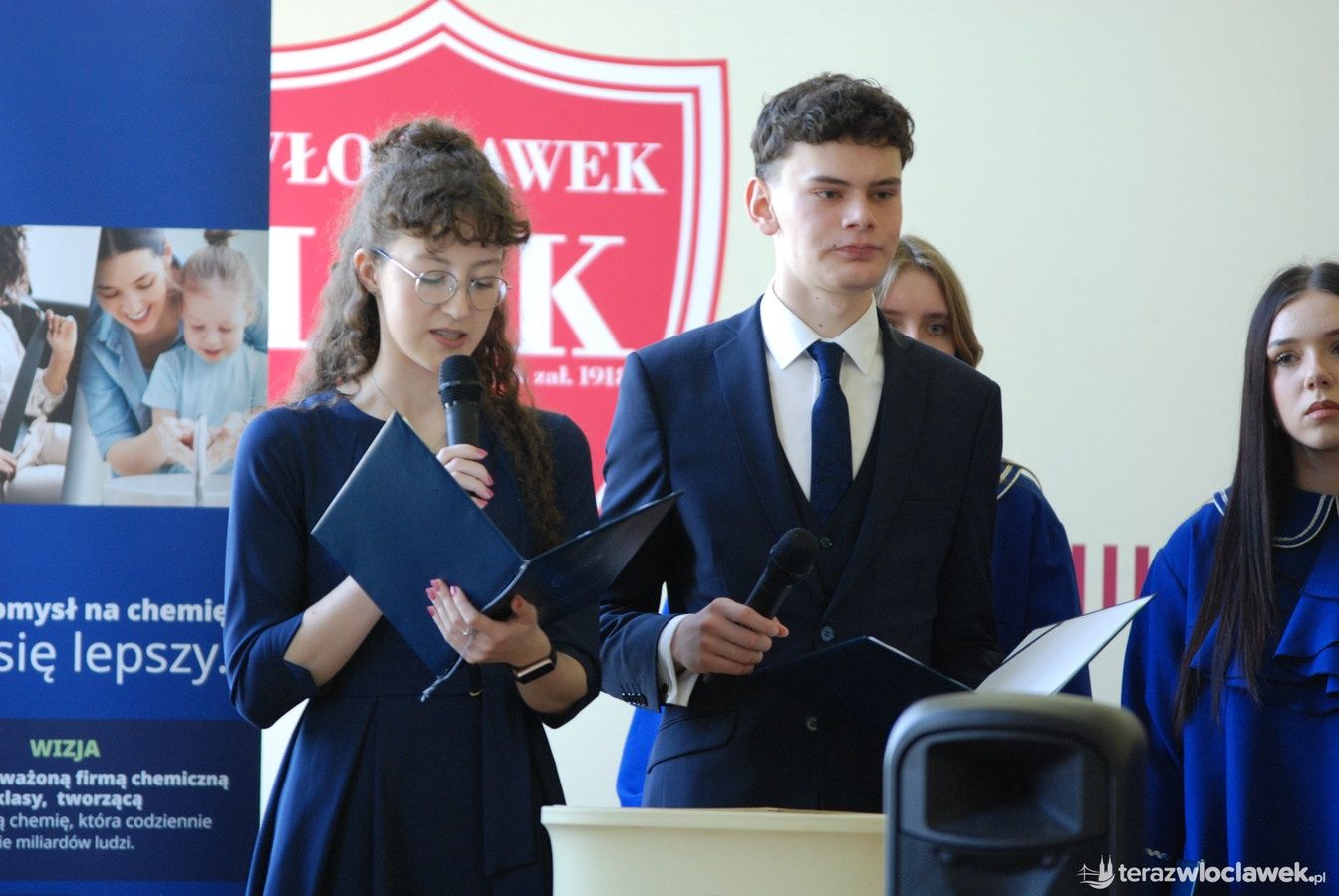 zakończenie roku maturzystów w III LO we Włocławku