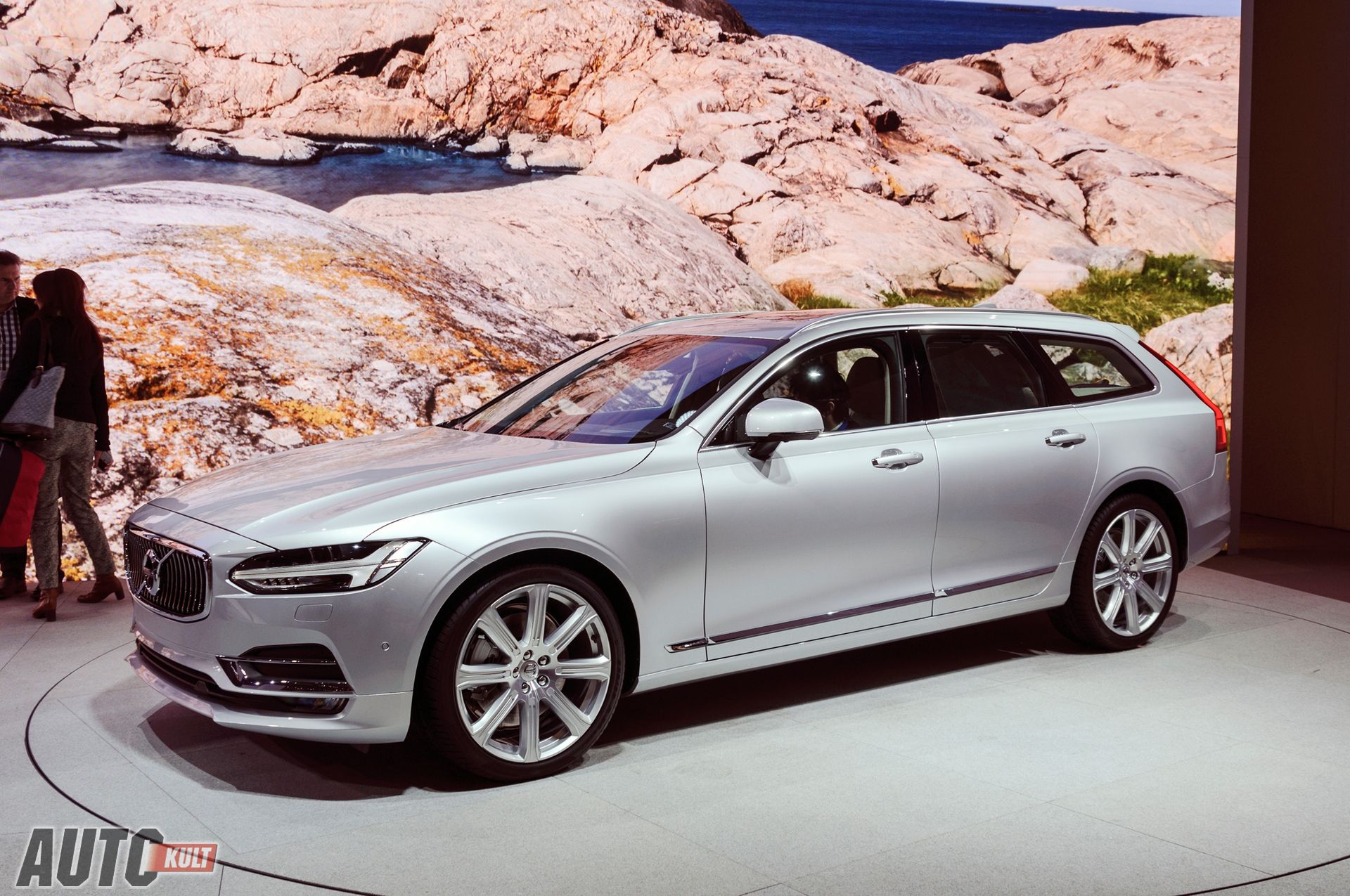 Volvo V90