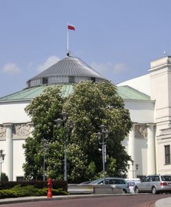 Cięcia budżetowe. Kancelarie Sejmu i Senatu uboższe o miliony złotych