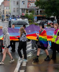 Incydent na Paradzie Równości. Policjant jechał na sygnale