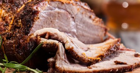 Karkówkę na Wielkanoc piekę tylko w tej temperaturze. Jest soczysta, delikatna i kroi się jak masło