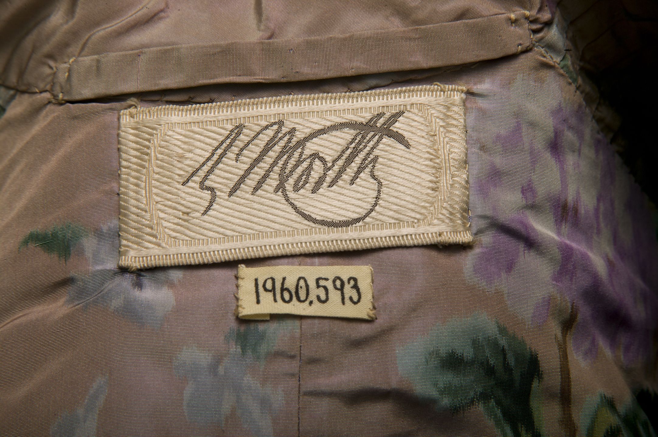 Metka House Of Worth