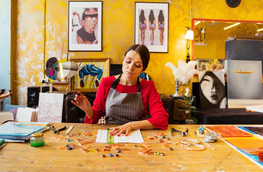 The creator who transforms discarded PET bottles into art