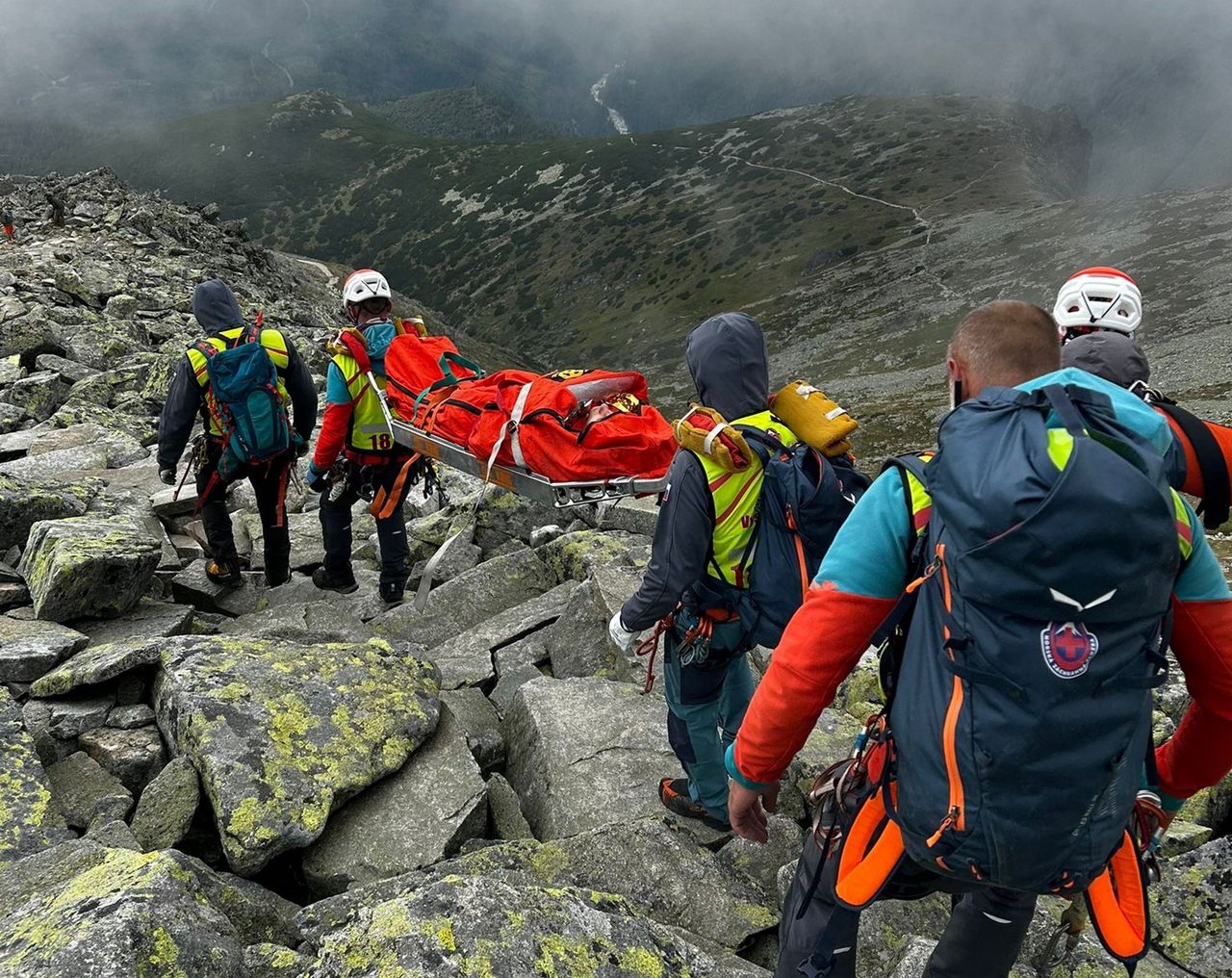 Polski turysta ranny w Tatrach Słowackich. 17-latek doznał urazu pleców