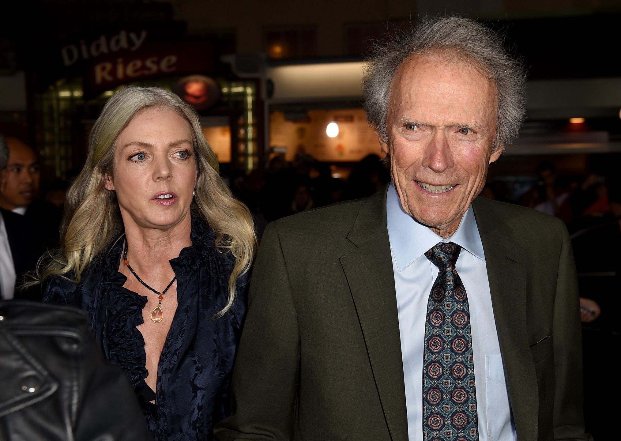 Christina Sandera i Clint Eastwood