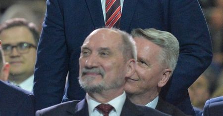 Misiewicz już dostał nową pracę. Będzie... sprzedawał reklamy w TV Republika!