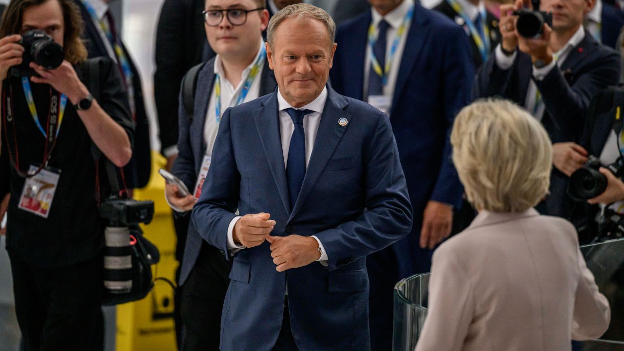 Odbudowa Ukrainy. Tusk w Rzymie mówi, czego będzie oczekiwał od Zełenskiego