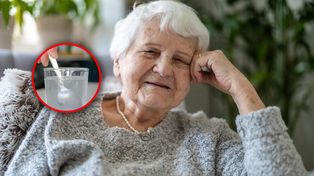 Wystarczy dodać łyżeczkę do wody. Tak wesprzesz jelita i serce