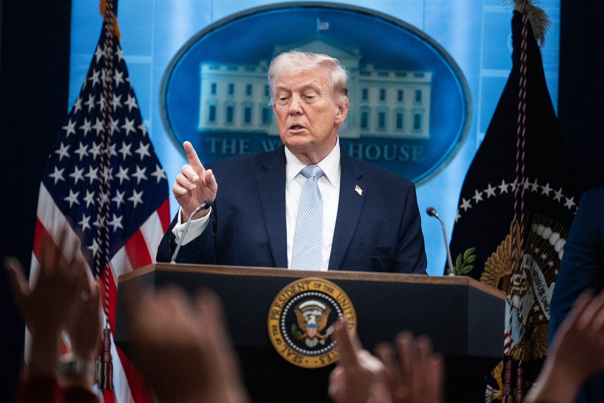 Enigmatyczny wpis Trumpa. Padły słowa o "resecie"