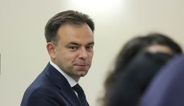 Rząd odsłoni karty. Minister finansów wskazał kluczowy termin ws. budżetu